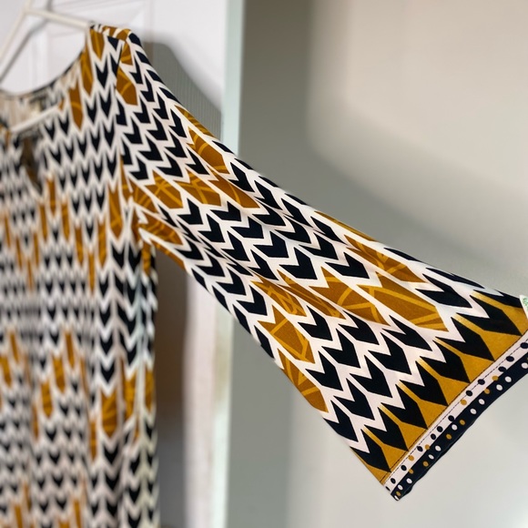 Over the knee Flare Sleeve Scuba Dress - Picture 2 of 2